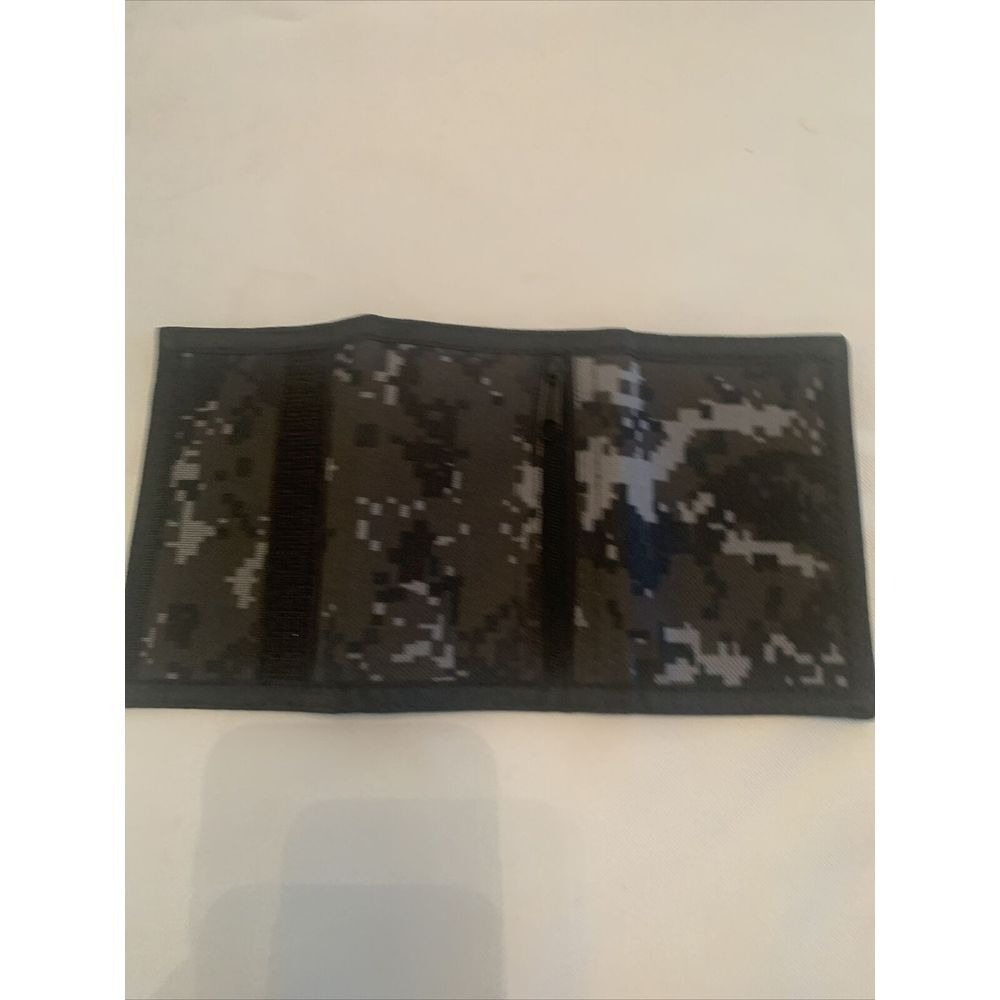 Tri-fold Wallet Mens Small Grey Digital Camo Tactical Canvas Hook Loop Key Clip
